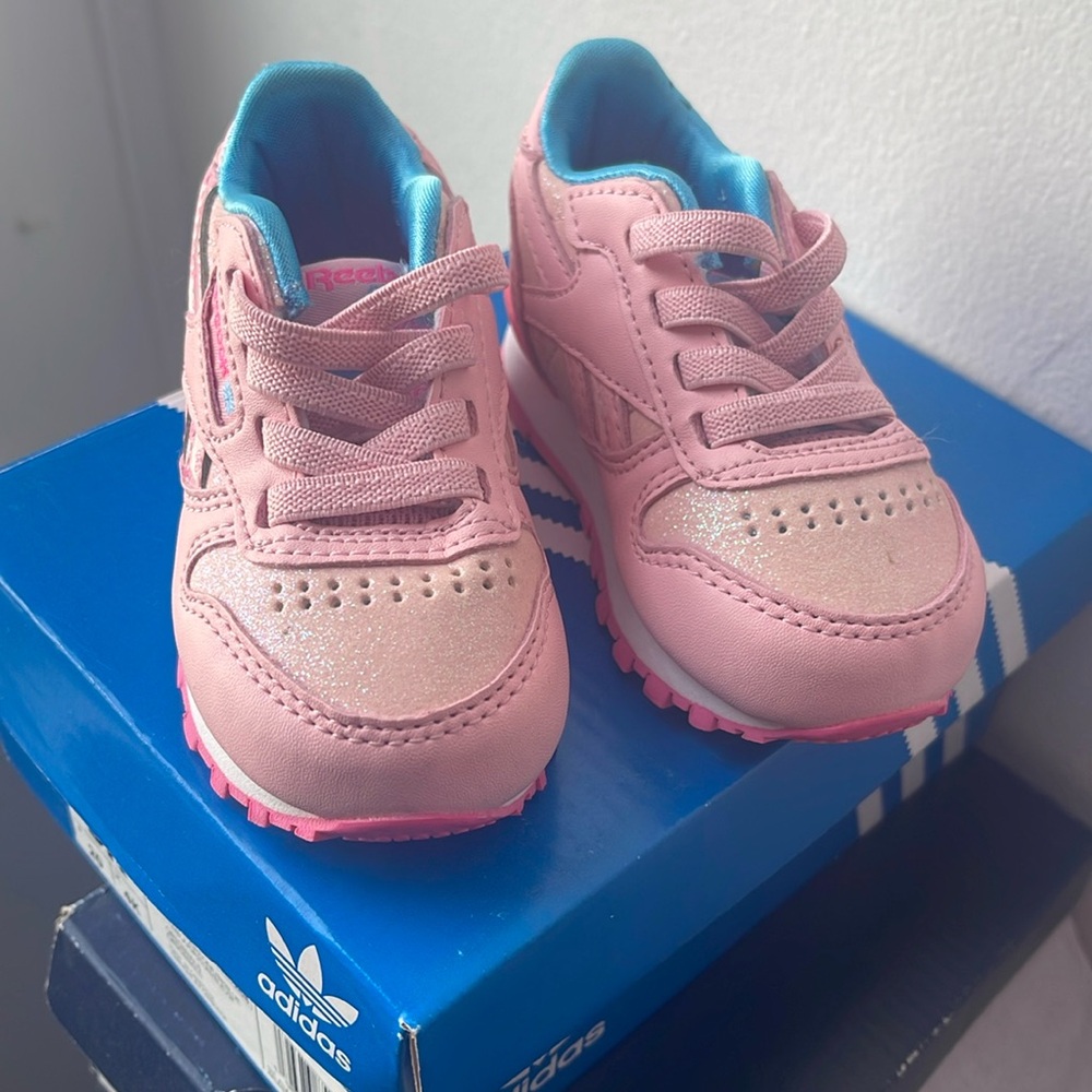 Reebok Kids Sneakers in Pink and Light Blue